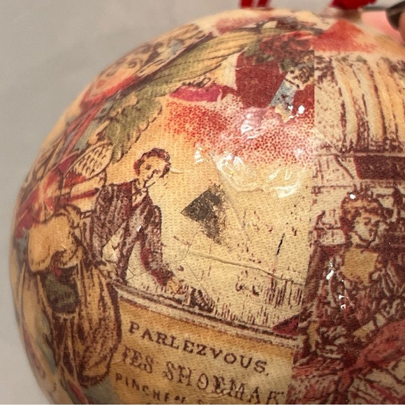 VINTAGE 90’s Victorian Themed Christmas Ornaments Set of 7 Glossy Paper Mache. - Picture 16 of 16